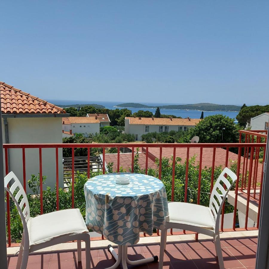 Guest House Mediterranean Hvar Town Buitenkant foto